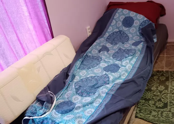 شقة самостоятелна малка *