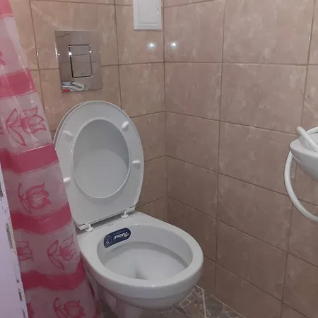 самостоятелна малка דירה